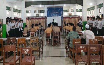 Santri BN Ikuti Amaliyahtu Tadris (Micro Teaching)